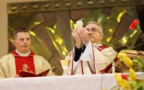 Ks. dr Leszek Przybylski – modlitwa za rodziny – galeria zdjęć