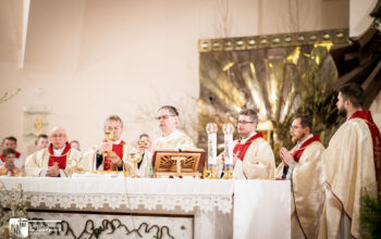 We&nbsp;wtorek 14 kwietnia Msza Święta wieczorna o&nbsp;godz.&nbsp;18:00